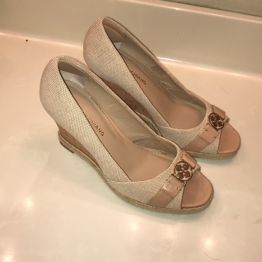 Arturo Chiang wedge heel shoes
